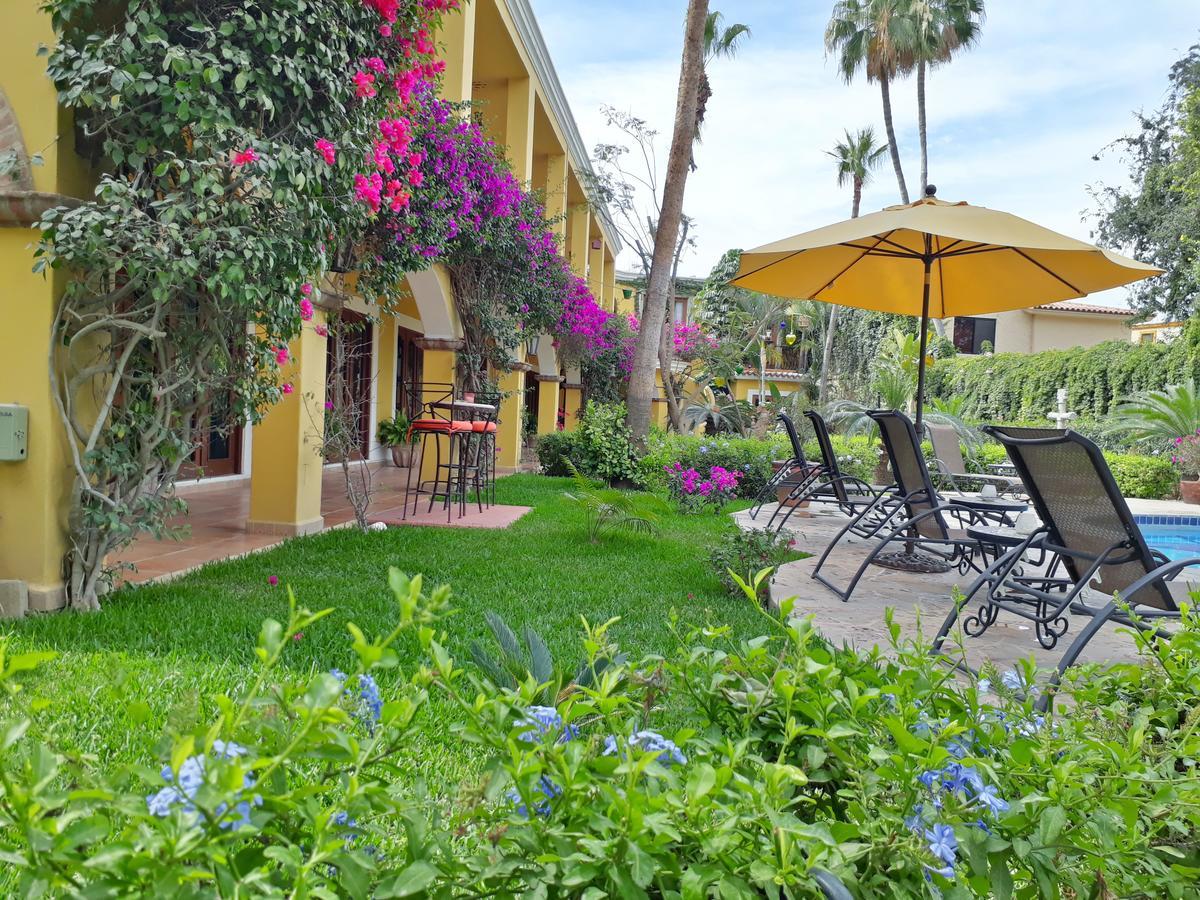 エル エンカント イン＆スイーツ San José del Cabo エクステリア 写真